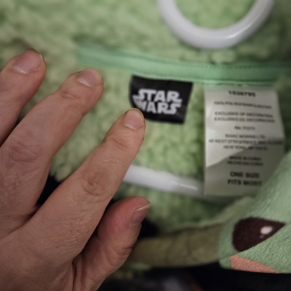 Star Wars Baby Yoda Big Kid Blanket Hoodie OS - Picture 5 of 8